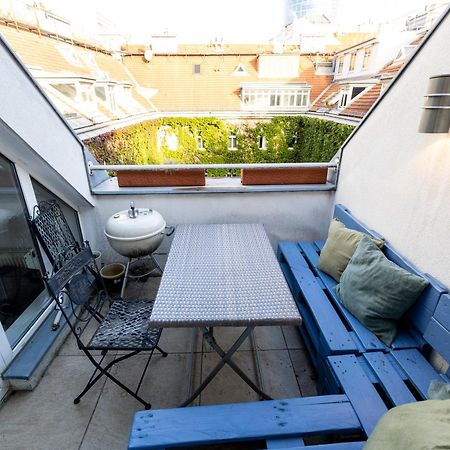 Luxurious Maisonette Apartment At The Heart Of Viyana Dış mekan fotoğraf